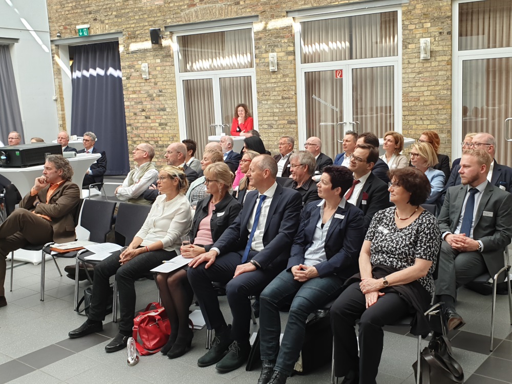 Impressionen vom DNLA-Jahreskongress im Lichthof in Stroetmanns Fabrik in Emsdetten.