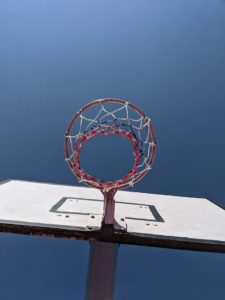 The sky is the limit für die Champions von heute und von morgen: DNLA fördert Talente, und beide sind auf Entwicklung ausgerichtet - Ulmer Basketball und DNLA. 